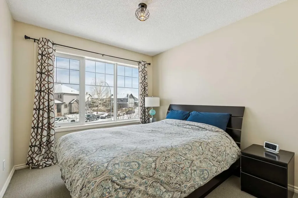 120 Hidden Creek Circle NW Calgary AB T3A 6J3