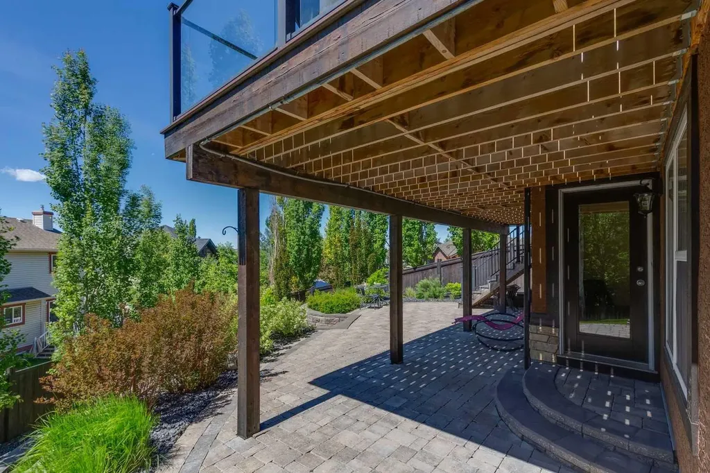 120 Hidden Creek Circle NW Calgary AB T3A 6J3