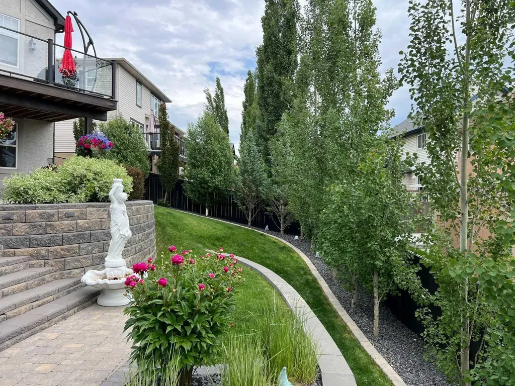 120 Hidden Creek Circle NW Calgary AB T3A 6J3