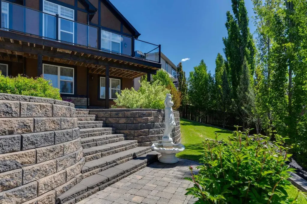 120 Hidden Creek Circle NW Calgary AB T3A 6J3