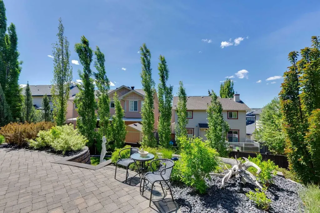 120 Hidden Creek Circle NW Calgary AB T3A 6J3