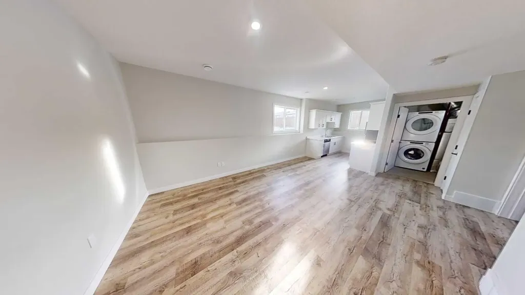 9507 114 Avenue Clairmont AB T8X0W7
