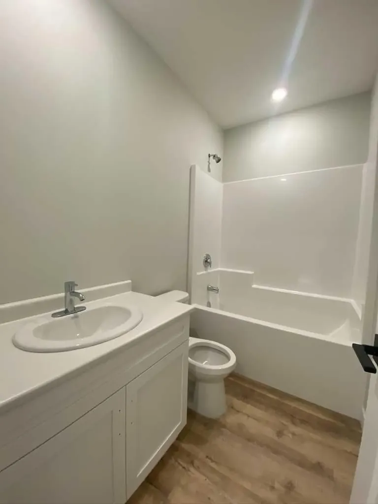 9507 114 Avenue Clairmont AB T8X0W7