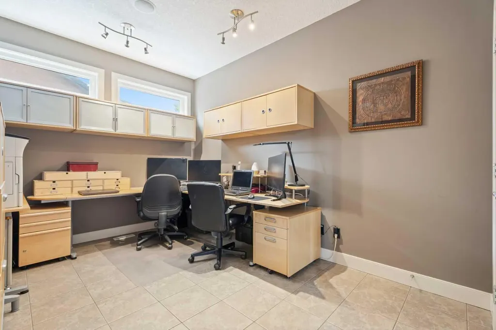 461 Rainbow Falls Way Chestermere AB T1X 1S5