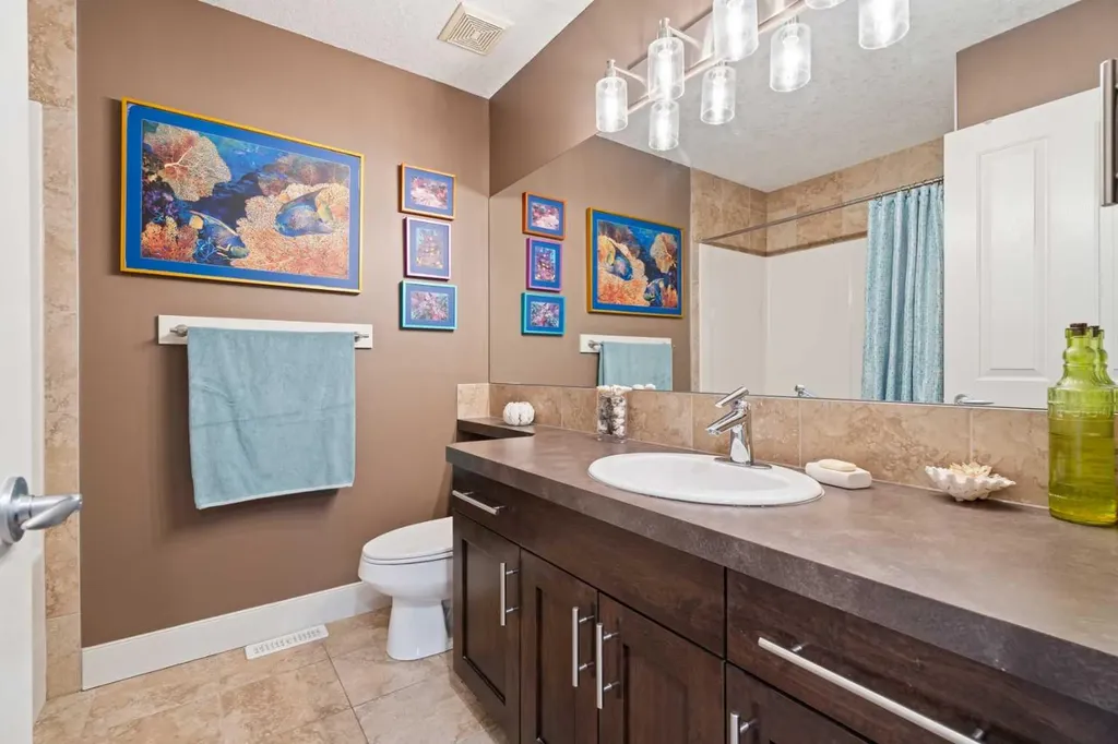 461 Rainbow Falls Way Chestermere AB T1X 1S5