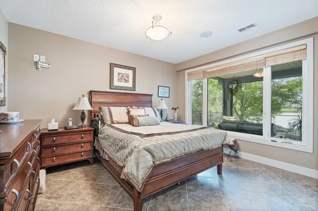 461 Rainbow Falls Way Chestermere AB T1X 1S5
