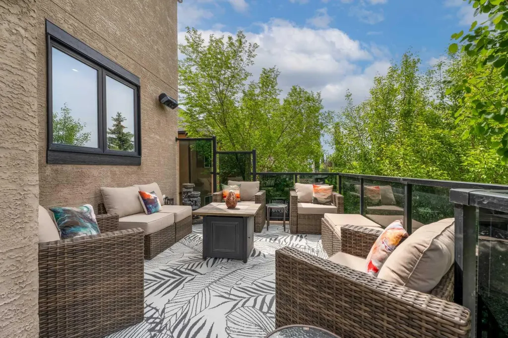 461 Rainbow Falls Way Chestermere AB T1X 1S5