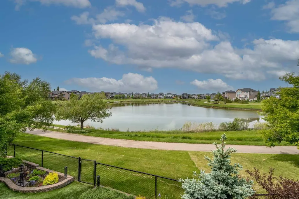 461 Rainbow Falls Way Chestermere AB T1X 1S5