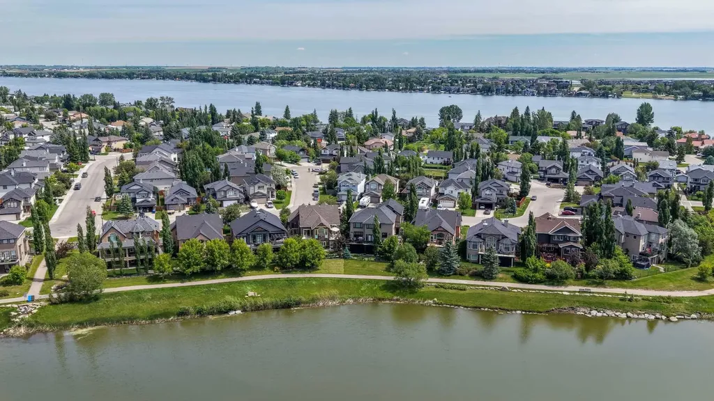 461 Rainbow Falls Way Chestermere AB T1X 1S5