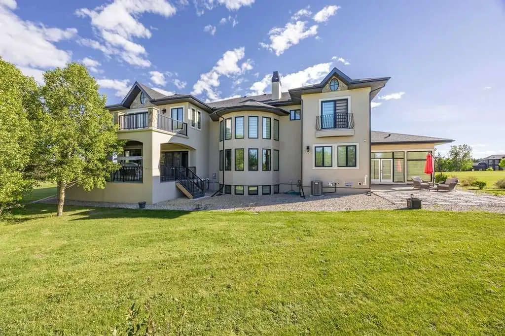27 Mckendrick Run Rural Rocky View County AB T3Z 3N6