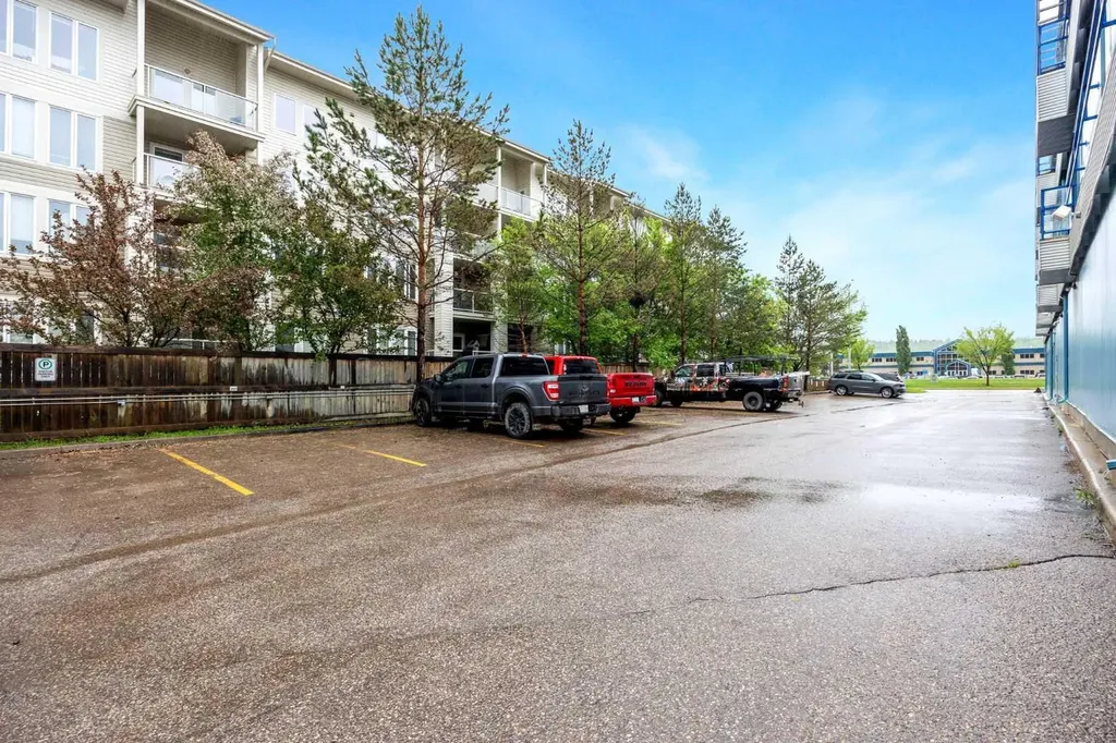 8026 Franklin Avenue Fort Mcmurray AB T9H 5K3