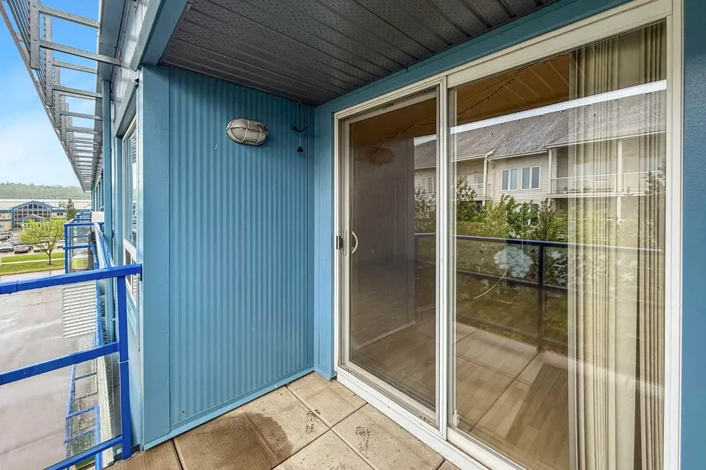 8026 Franklin Avenue Fort Mcmurray AB T9H 5K3