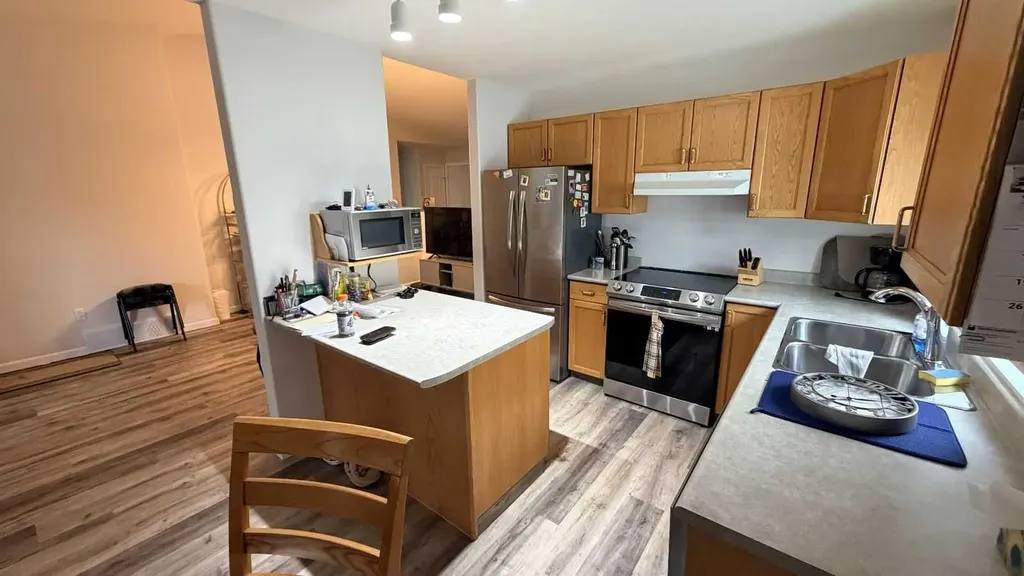 6313 39 Street Lloydminster AB T9V 2X7