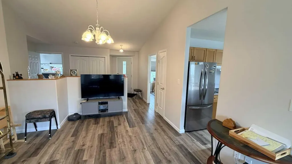 6313 39 Street Lloydminster AB T9V 2X7