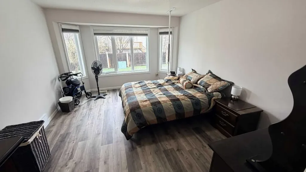 6313 39 Street Lloydminster AB T9V 2X7