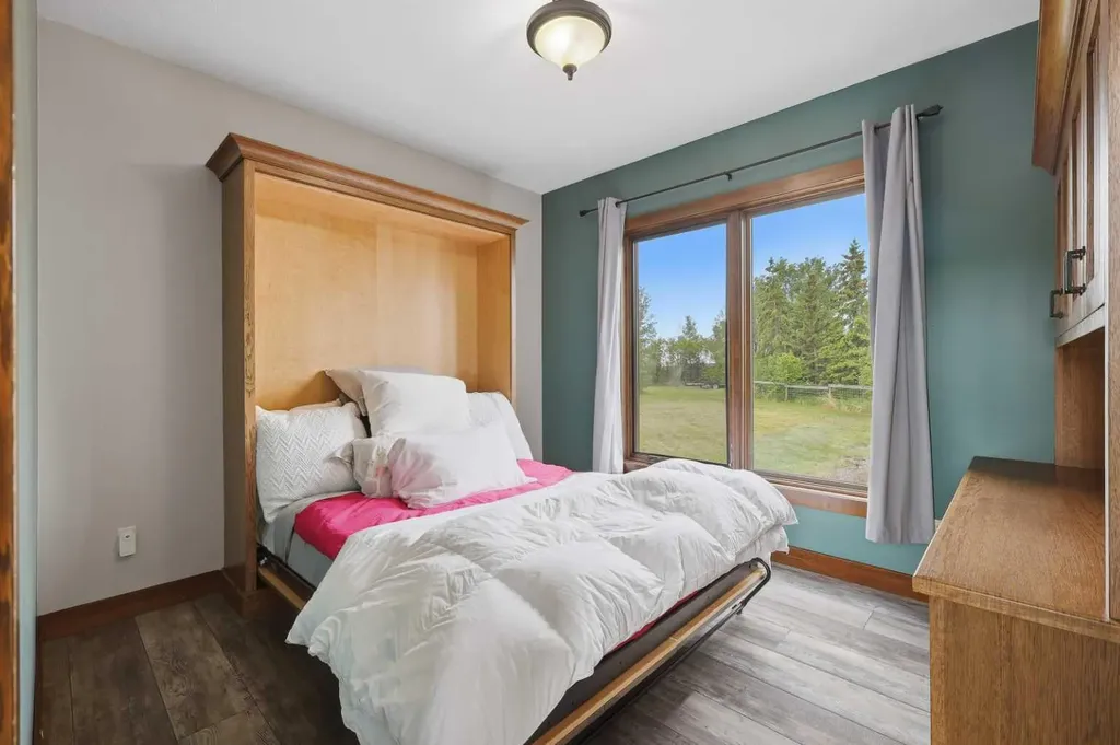 39222 Highway 20 Rural Lacombe County AB T0C 0J0