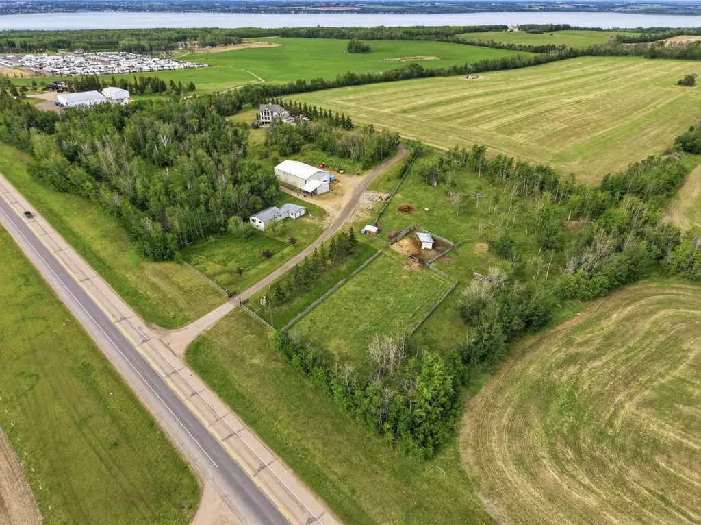 39222 Highway 20 Rural Lacombe County AB T0C 0J0