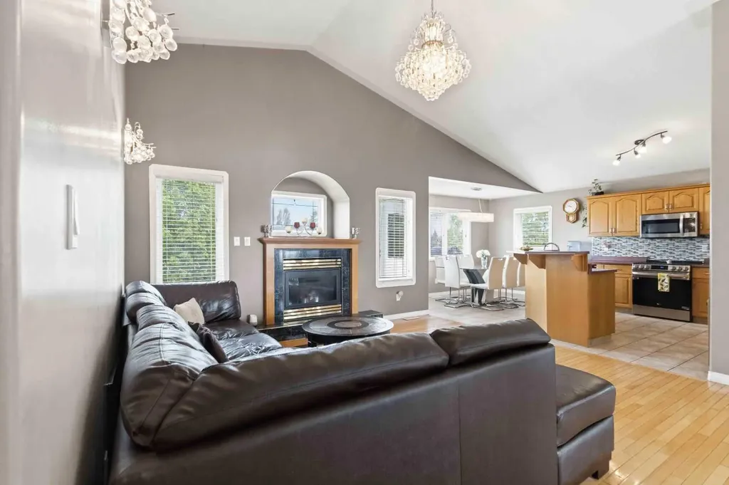 283 Berard Crescent Fort Mcmurray AB T9K1W2
