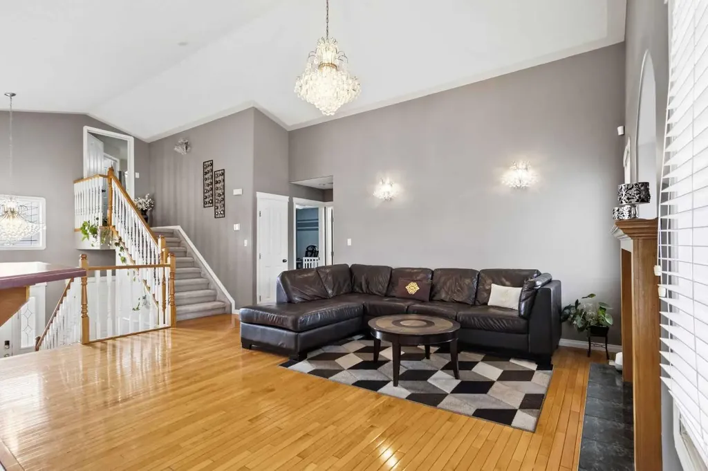 283 Berard Crescent Fort Mcmurray AB T9K1W2