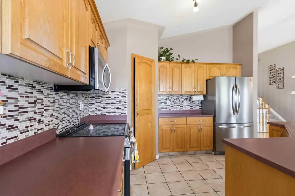 283 Berard Crescent Fort Mcmurray AB T9K1W2
