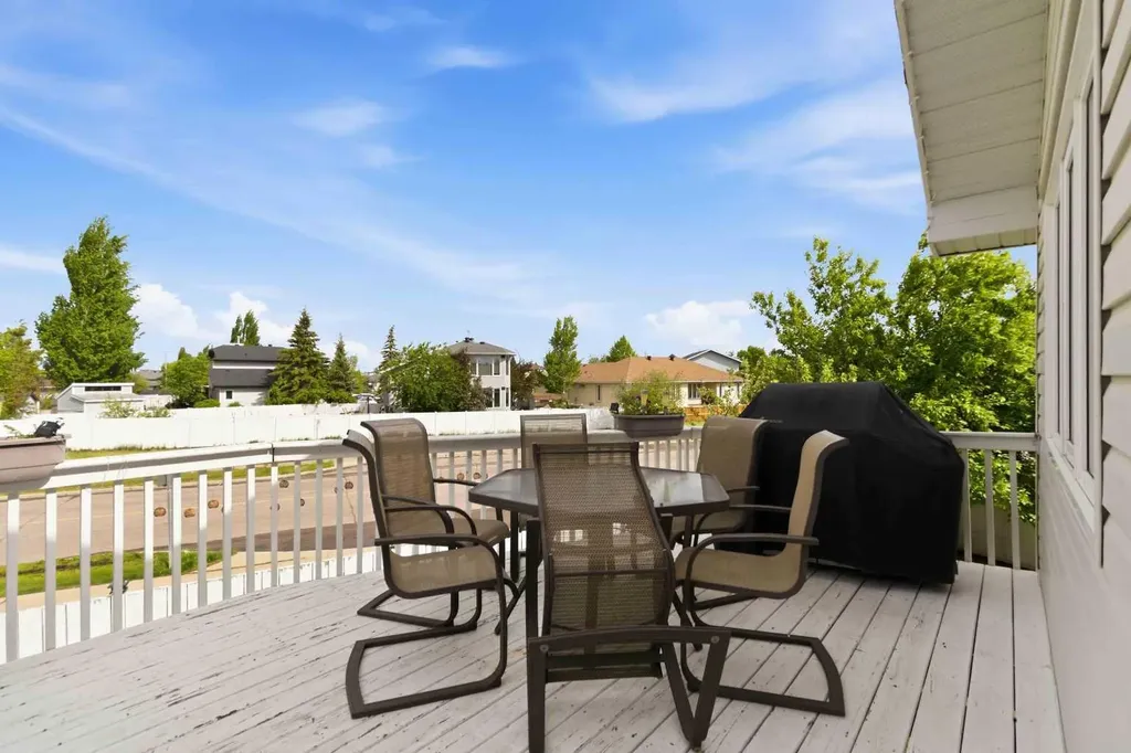 283 Berard Crescent Fort Mcmurray AB T9K1W2