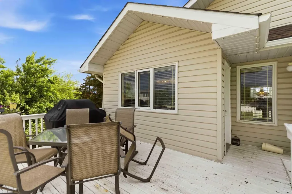 283 Berard Crescent Fort Mcmurray AB T9K1W2