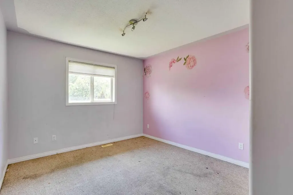 109 Lanauze Street Fort Mcmurray AB T9K 2S5