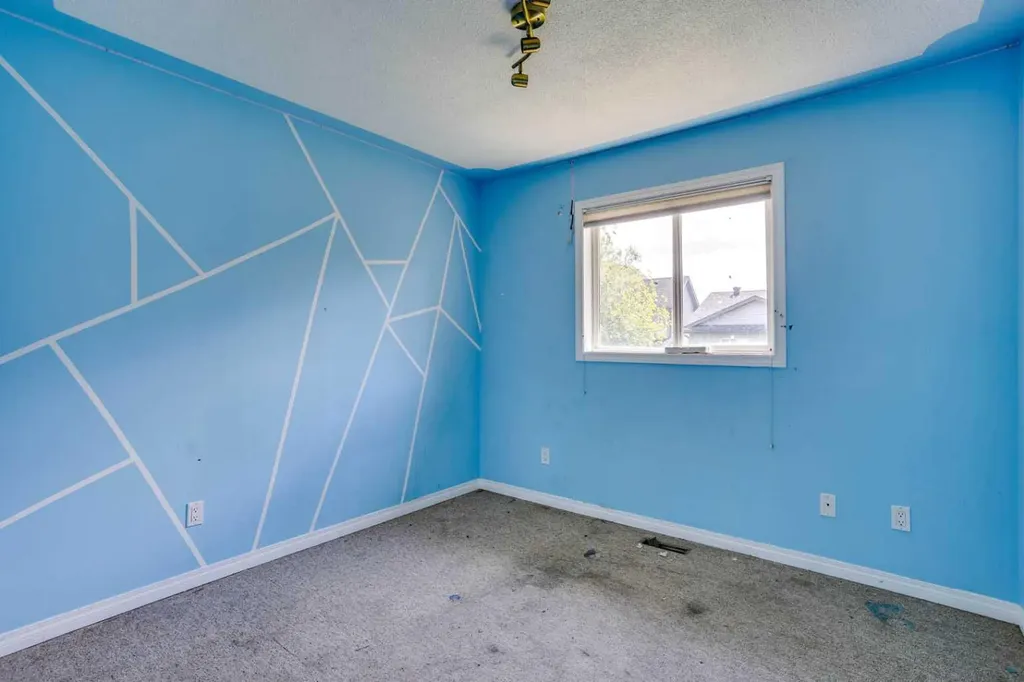 109 Lanauze Street Fort Mcmurray AB T9K 2S5