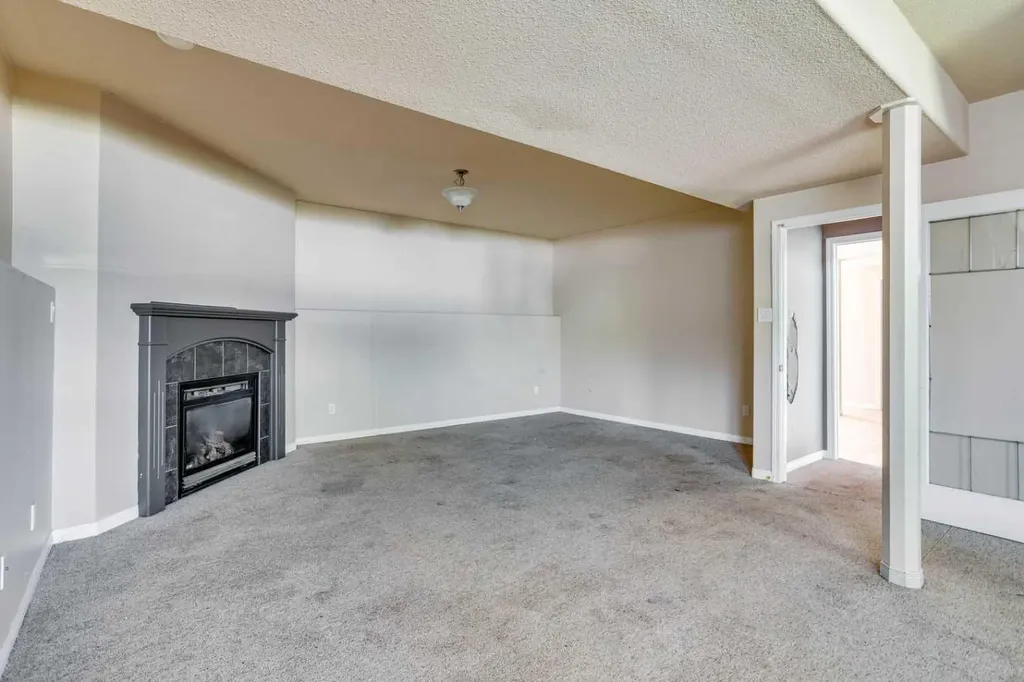 109 Lanauze Street Fort Mcmurray AB T9K 2S5