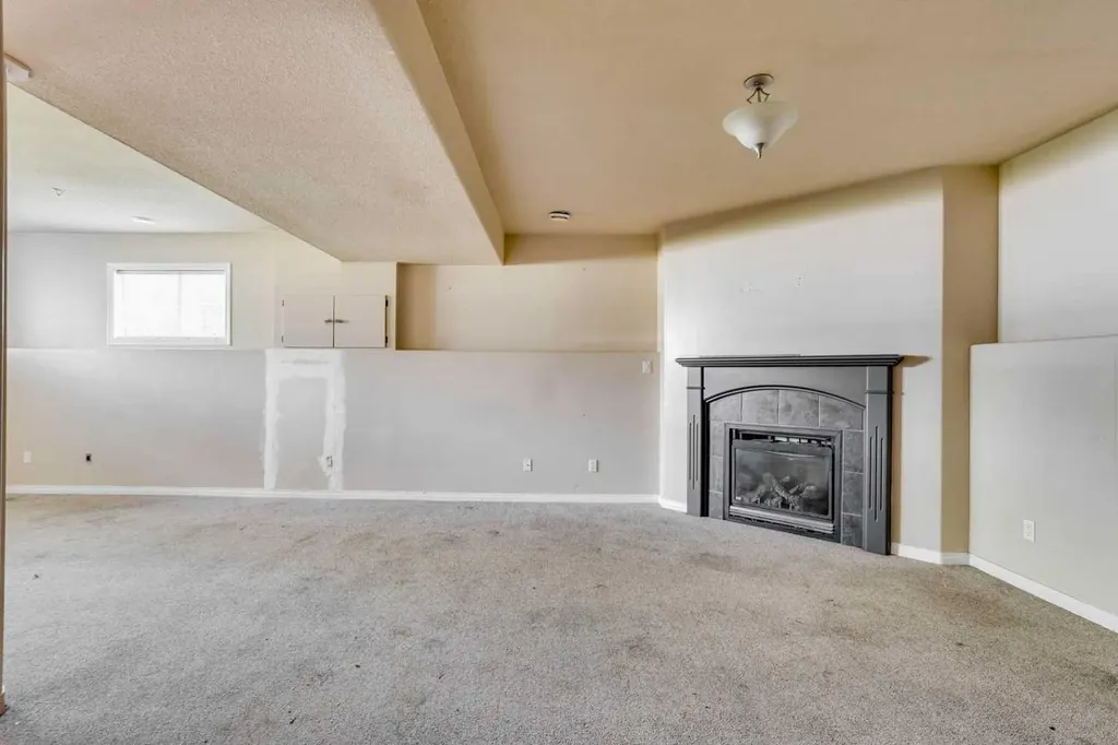 109 Lanauze Street Fort Mcmurray AB T9K 2S5