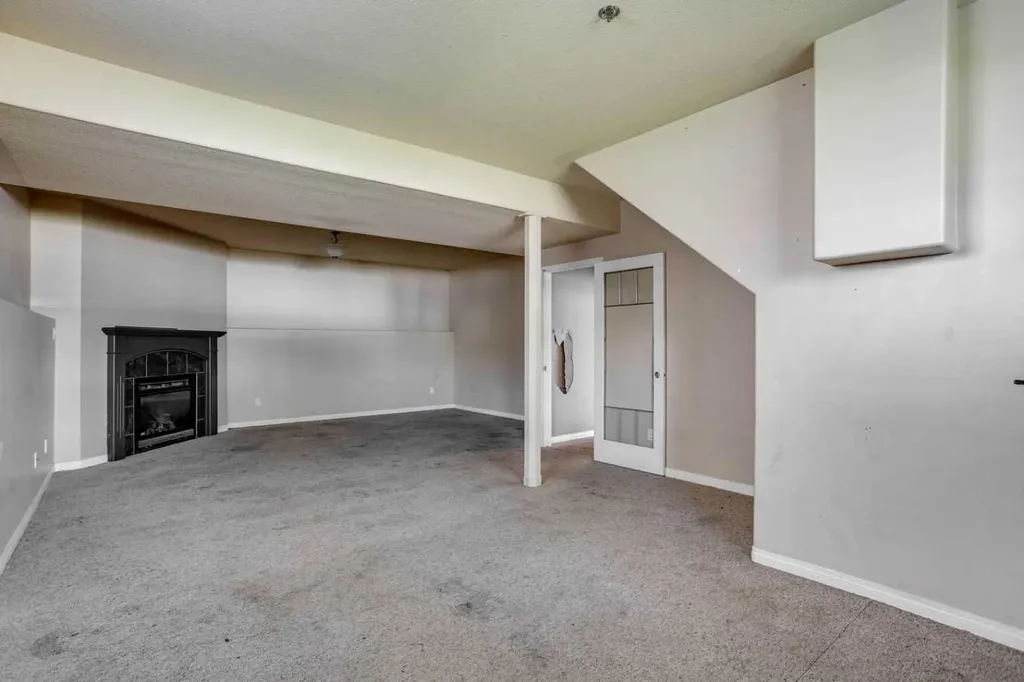 109 Lanauze Street Fort Mcmurray AB T9K 2S5