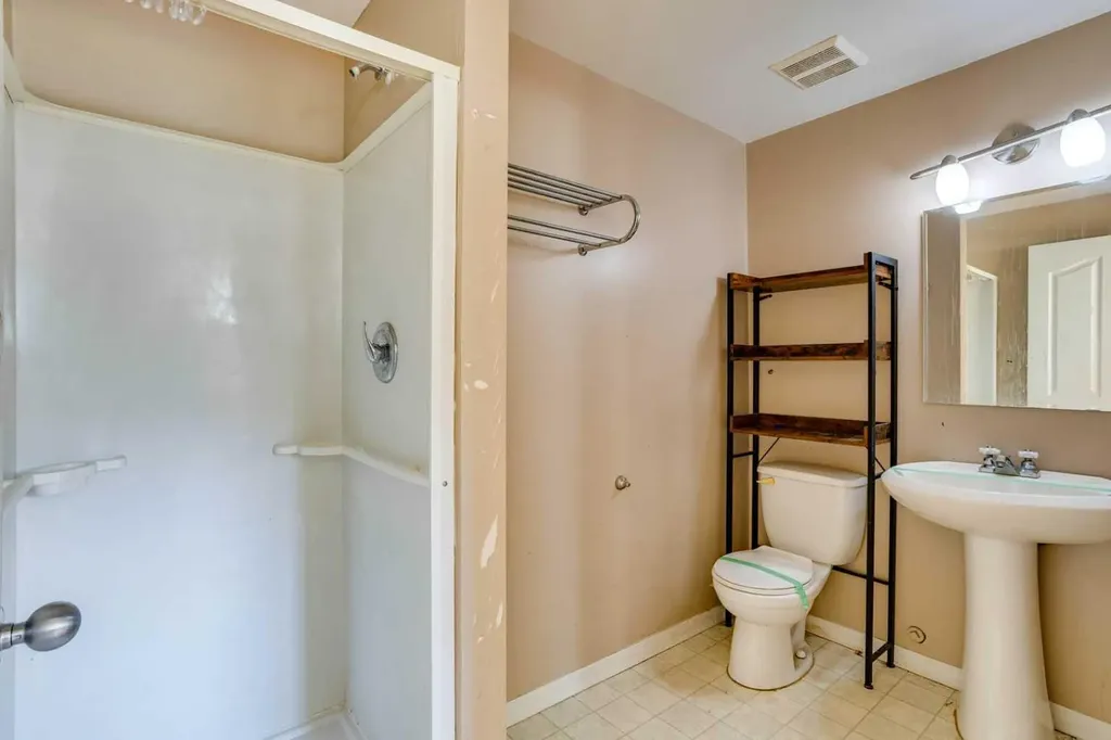 109 Lanauze Street Fort Mcmurray AB T9K 2S5