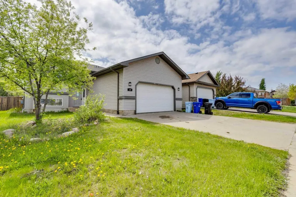 109 Lanauze Street Fort Mcmurray AB T9K 2S5