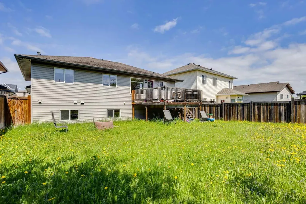 109 Lanauze Street Fort Mcmurray AB T9K 2S5