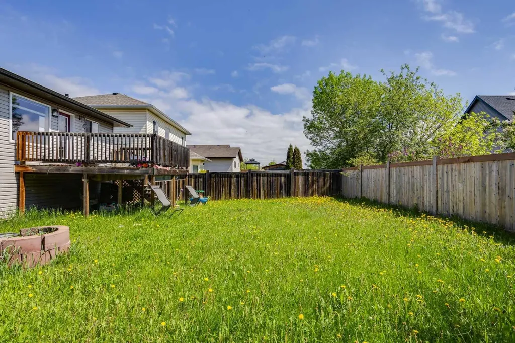 109 Lanauze Street Fort Mcmurray AB T9K 2S5