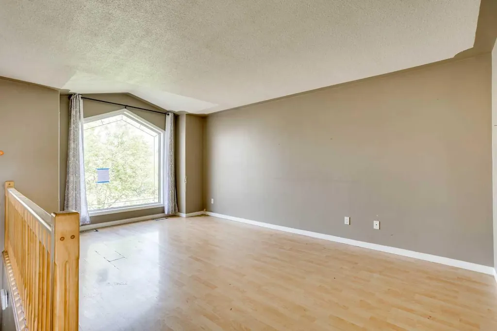 109 Lanauze Street Fort Mcmurray AB T9K 2S5