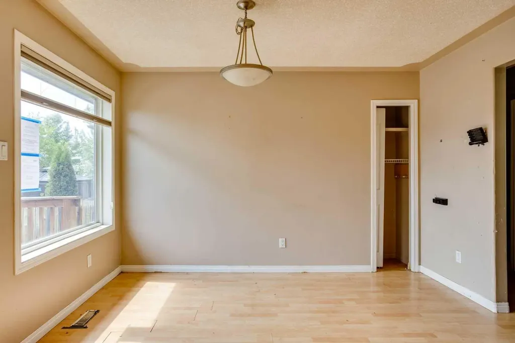 109 Lanauze Street Fort Mcmurray AB T9K 2S5