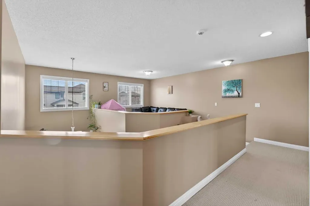 2407 Kingsland View SE Airdrie AB T4A0A5