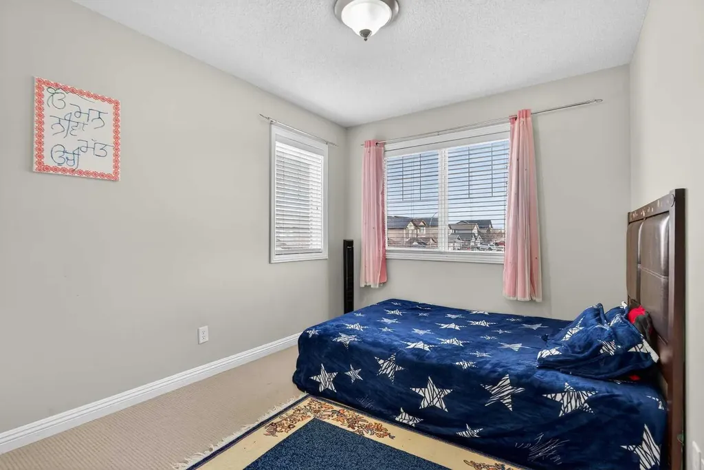 2407 Kingsland View SE Airdrie AB T4A0A5