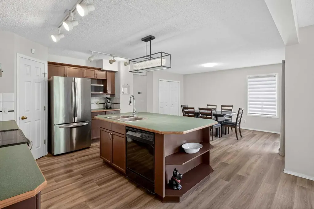 153 Mountain Park Drive SE Calgary AB T2Z 2J9