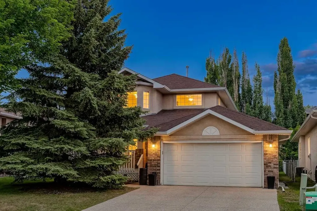 153 Mountain Park Drive SE Calgary AB T2Z 2J9