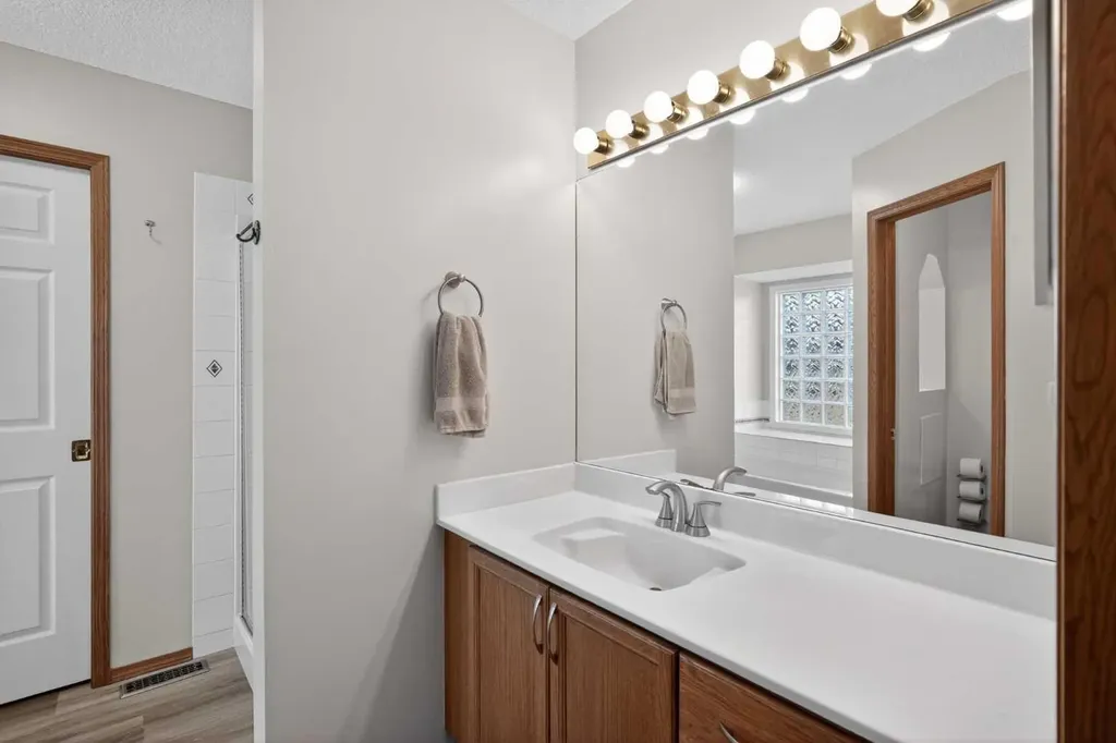 153 Mountain Park Drive SE Calgary AB T2Z 2J9