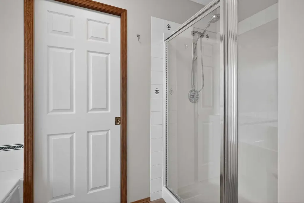 153 Mountain Park Drive SE Calgary AB T2Z 2J9