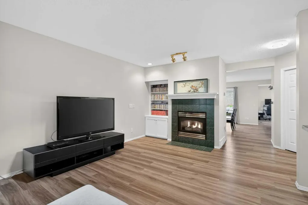 153 Mountain Park Drive SE Calgary AB T2Z 2J9