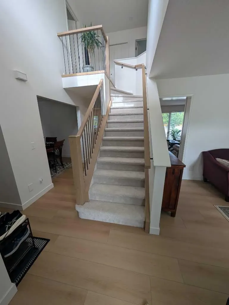 163 Shannon Circle SW Calgary AB T2Y 2L1