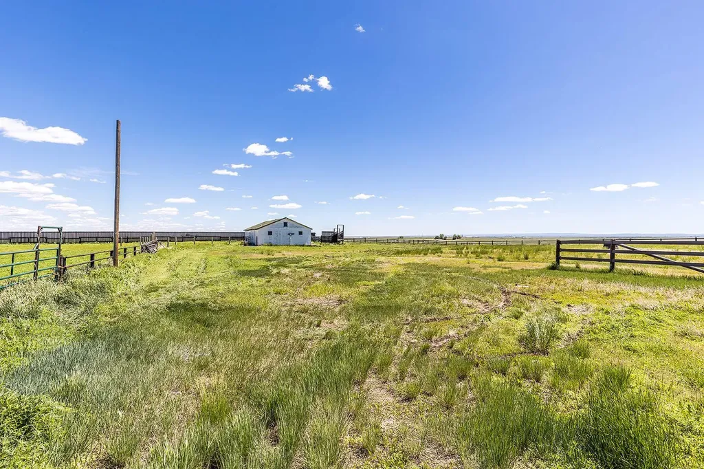 14017 Range Road 65 Rural Cypress County AB T0J 2P0