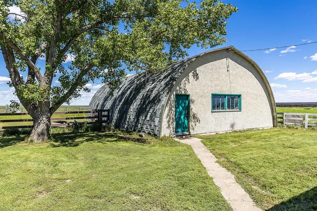14017 Range Road 65 Rural Cypress County AB T0J 2P0