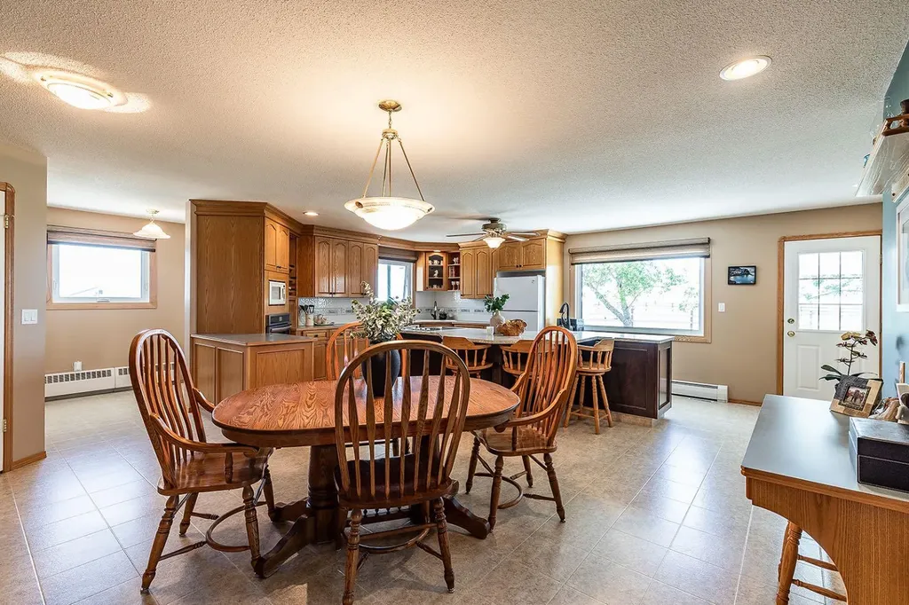 14017 Range Road 65 Rural Cypress County AB T0J 2P0