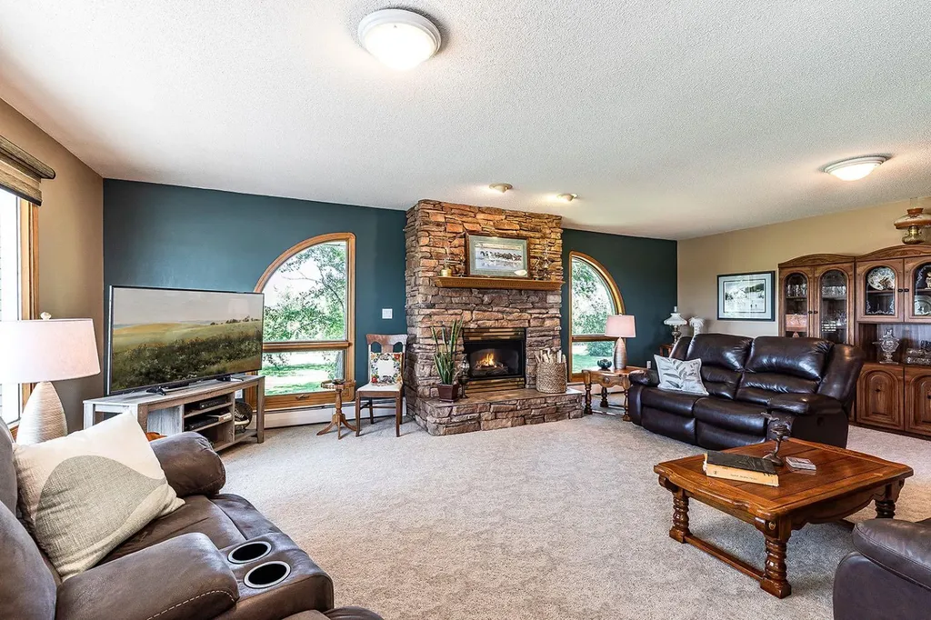 14017 Range Road 65 Rural Cypress County AB T0J 2P0
