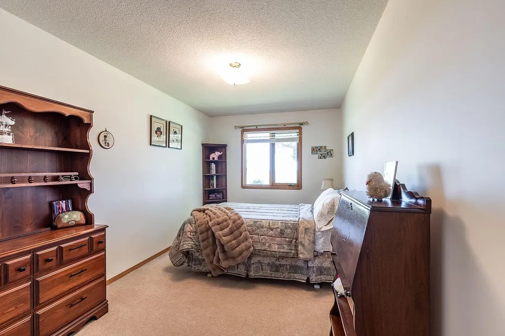 14017 Range Road 65 Rural Cypress County AB T0J 2P0